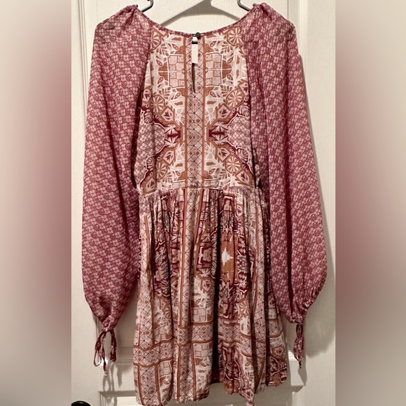Free People Oksana Babydoll Peasant Dress w Long Puff Sleeves Geo Floral Print - Picture 6 of 8